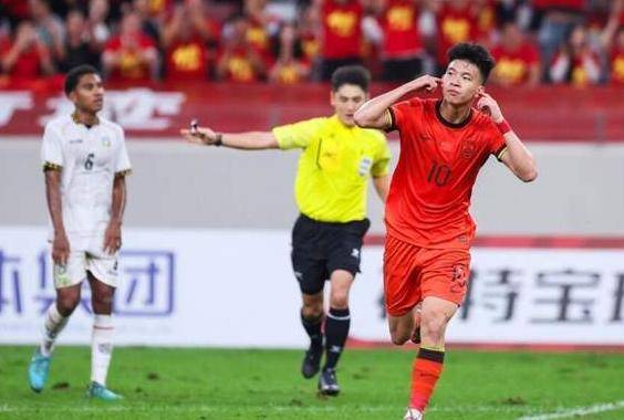 中在对球员 中在对球员