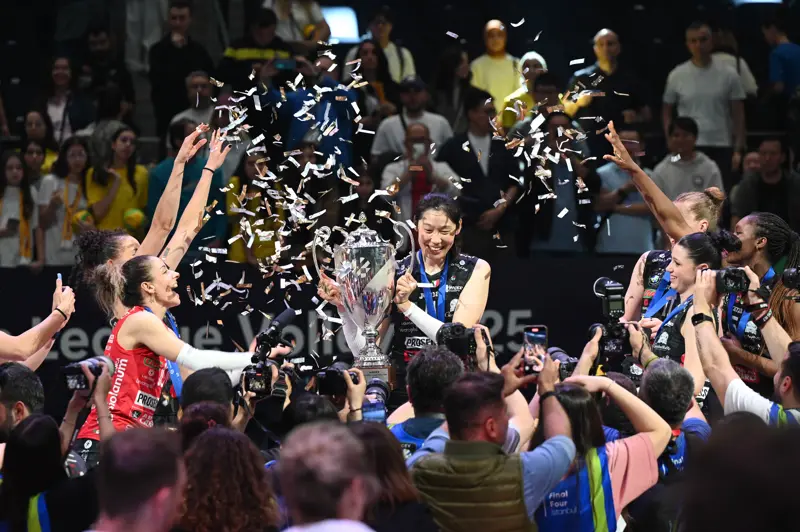 届世锦赛最, 信女排和恒 届世锦赛最, 信女排和恒