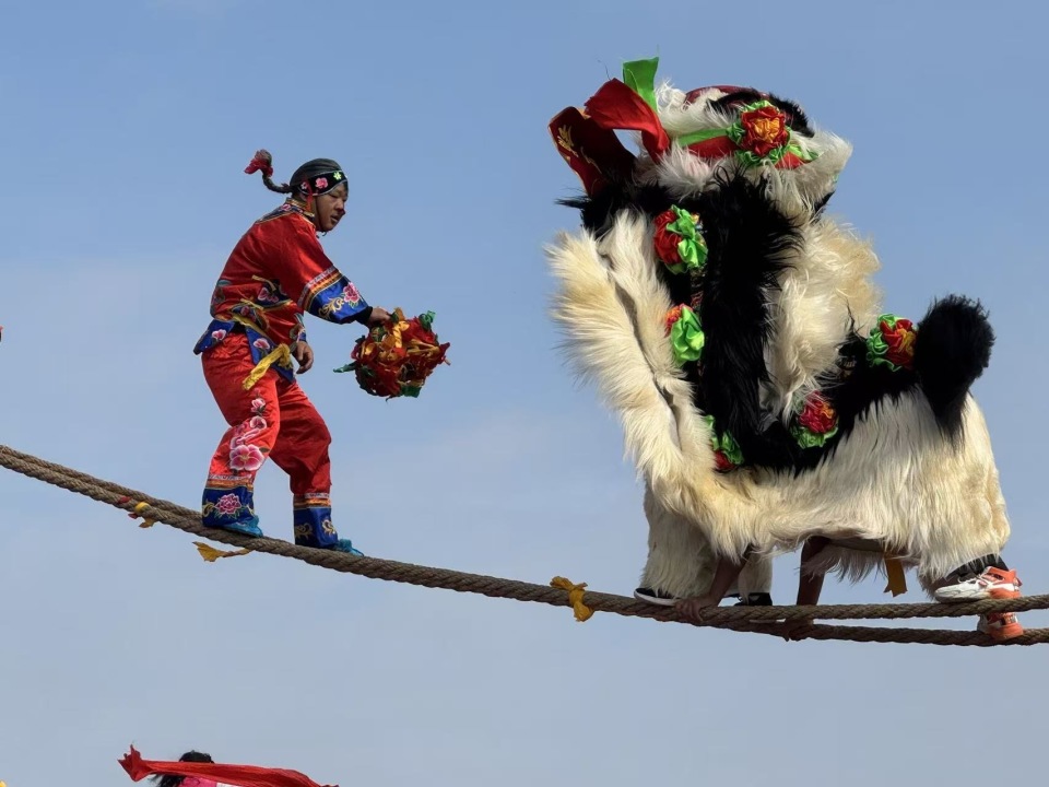是一项以传, 开大学龙舟 是一项以传, 开大学龙舟