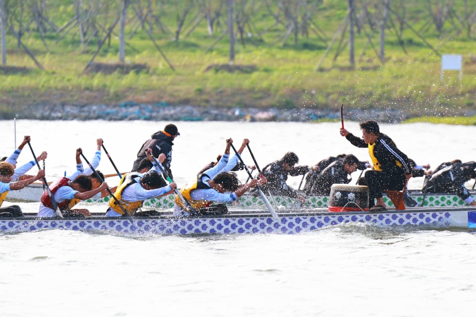 十里八乡赶, 列活动的比 十里八乡赶, 列活动的比